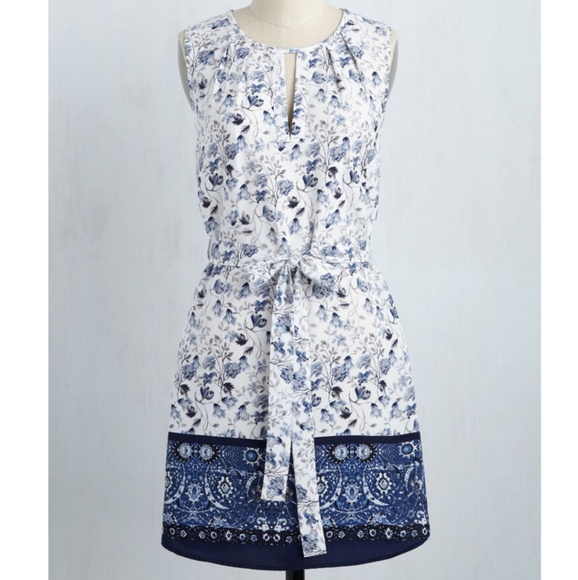 Moon Dresses & Skirts - Blue & White Floral Dress